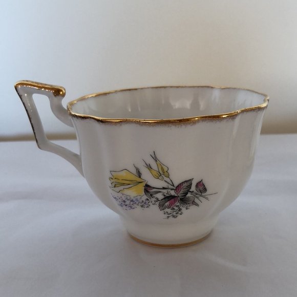 SOLD SOLD SOLD Salisbury Gold Rim Cup & Saucer - Picture 6 of 9